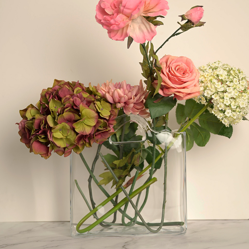 vaas met bloemen